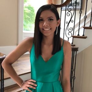 Meet your Posher, Anjuli